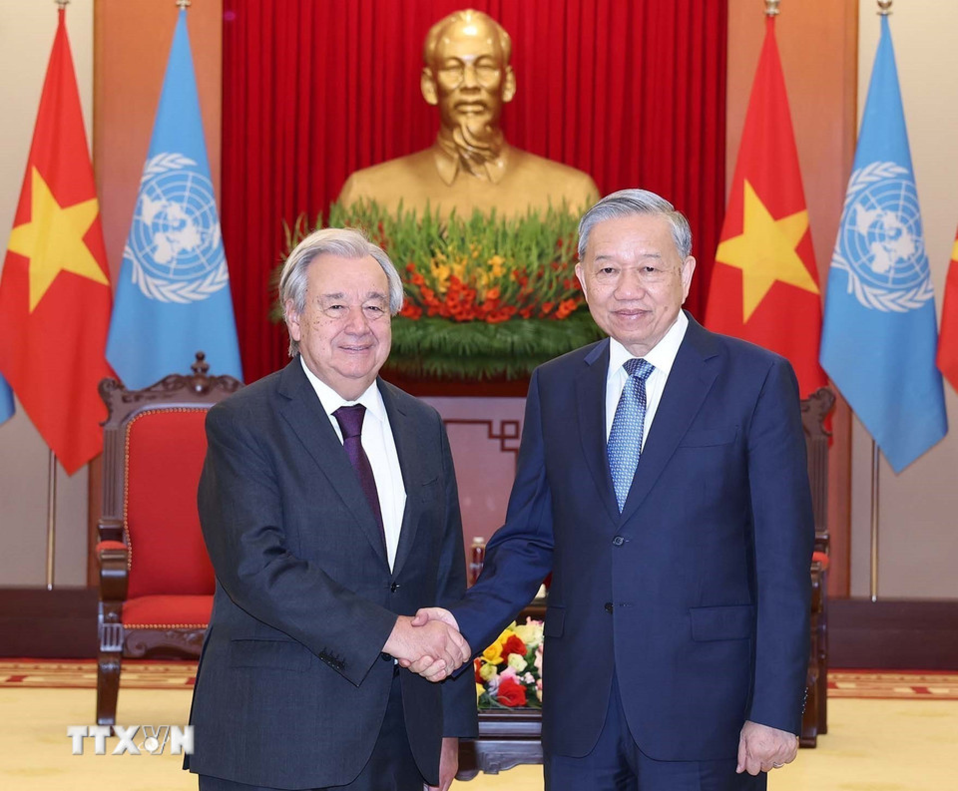 联合国秘书长:国际社会尊重并高度评价越南的地位和作用